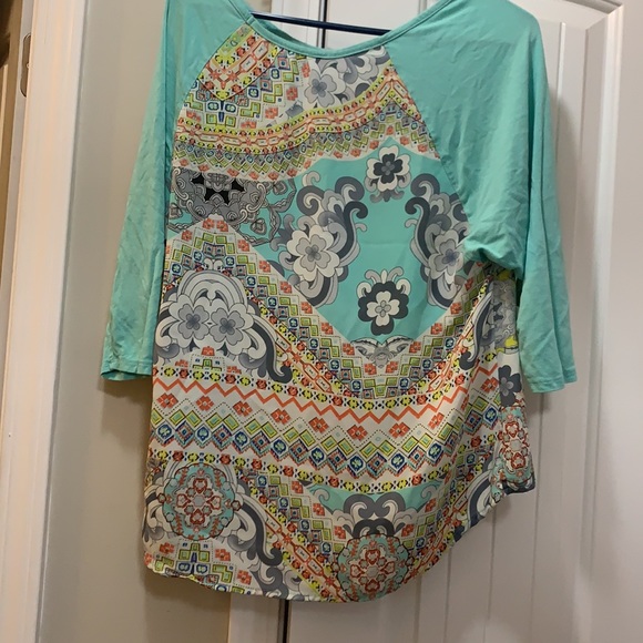 Colorful top - Picture 3 of 3